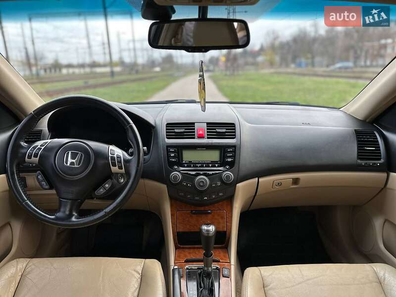 Седан Honda Accord 2006 в Харькове