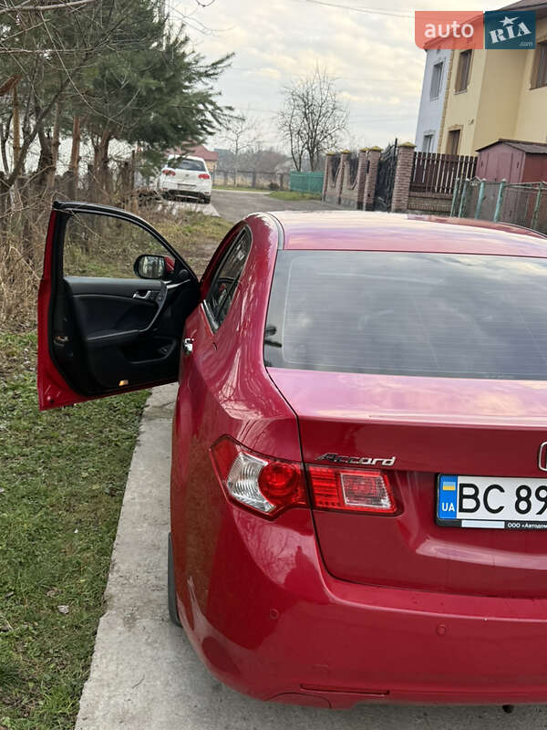 Седан Honda Accord 2010 в Дрогобичі