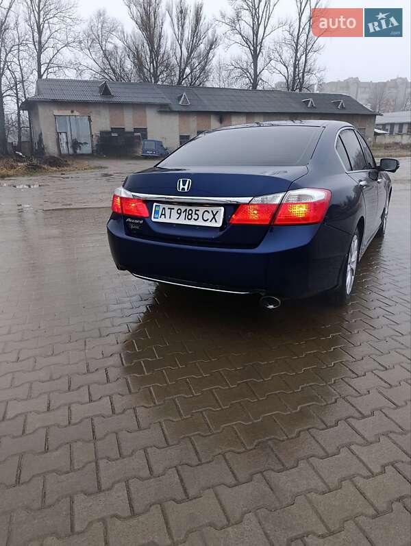Седан Honda Accord 2013 в Коломиї