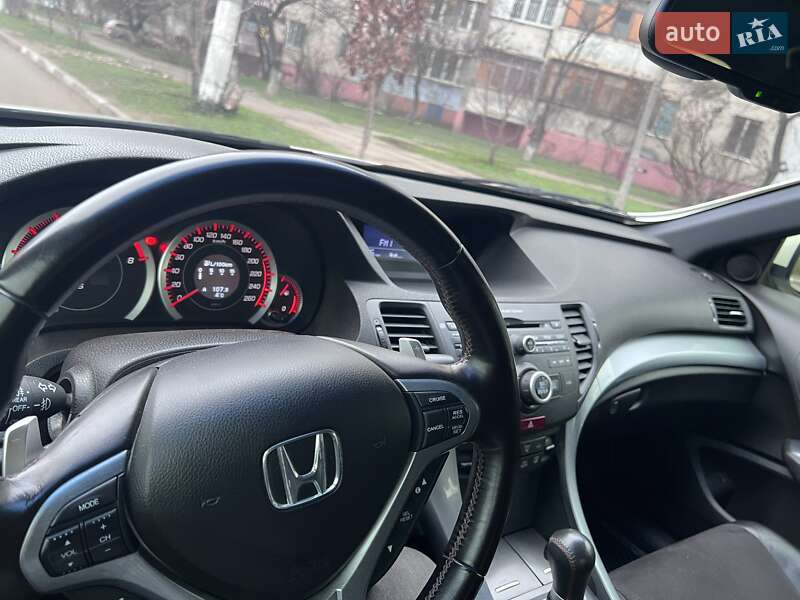 Седан Honda Accord 2011 в Херсоні