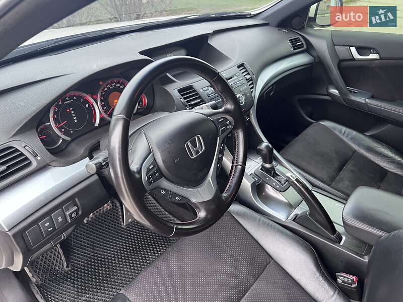Седан Honda Accord 2011 в Херсоні