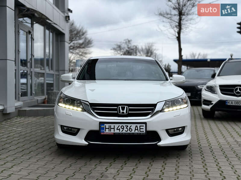 Седан Honda Accord 2013 в Одесі