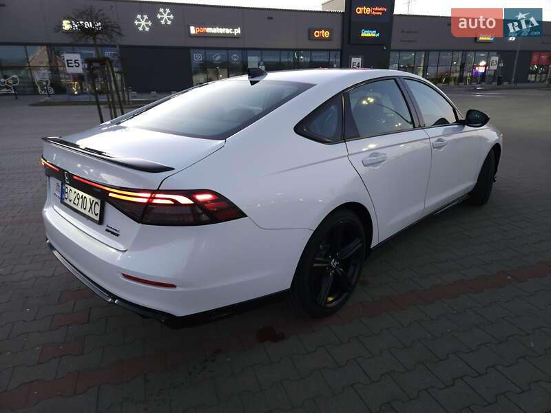 Седан Honda Accord 2024 в Харькове