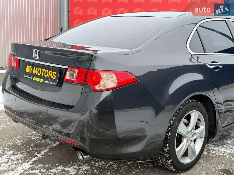 Седан Honda Accord 2011 в Києві