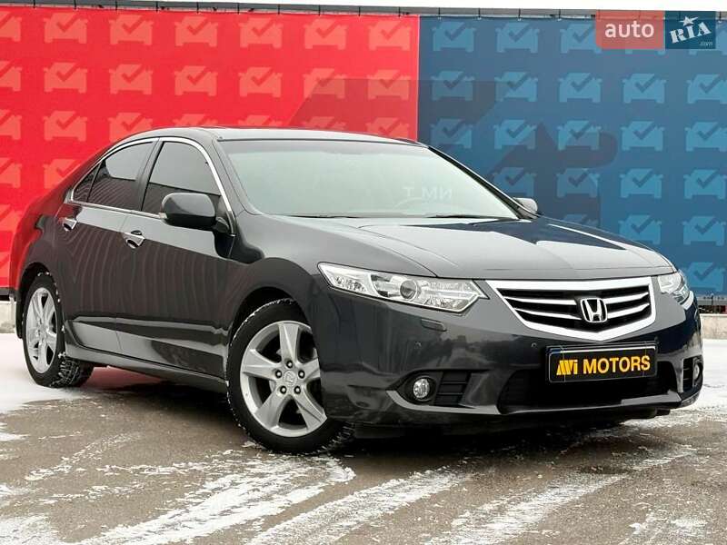 Седан Honda Accord 2011 в Києві