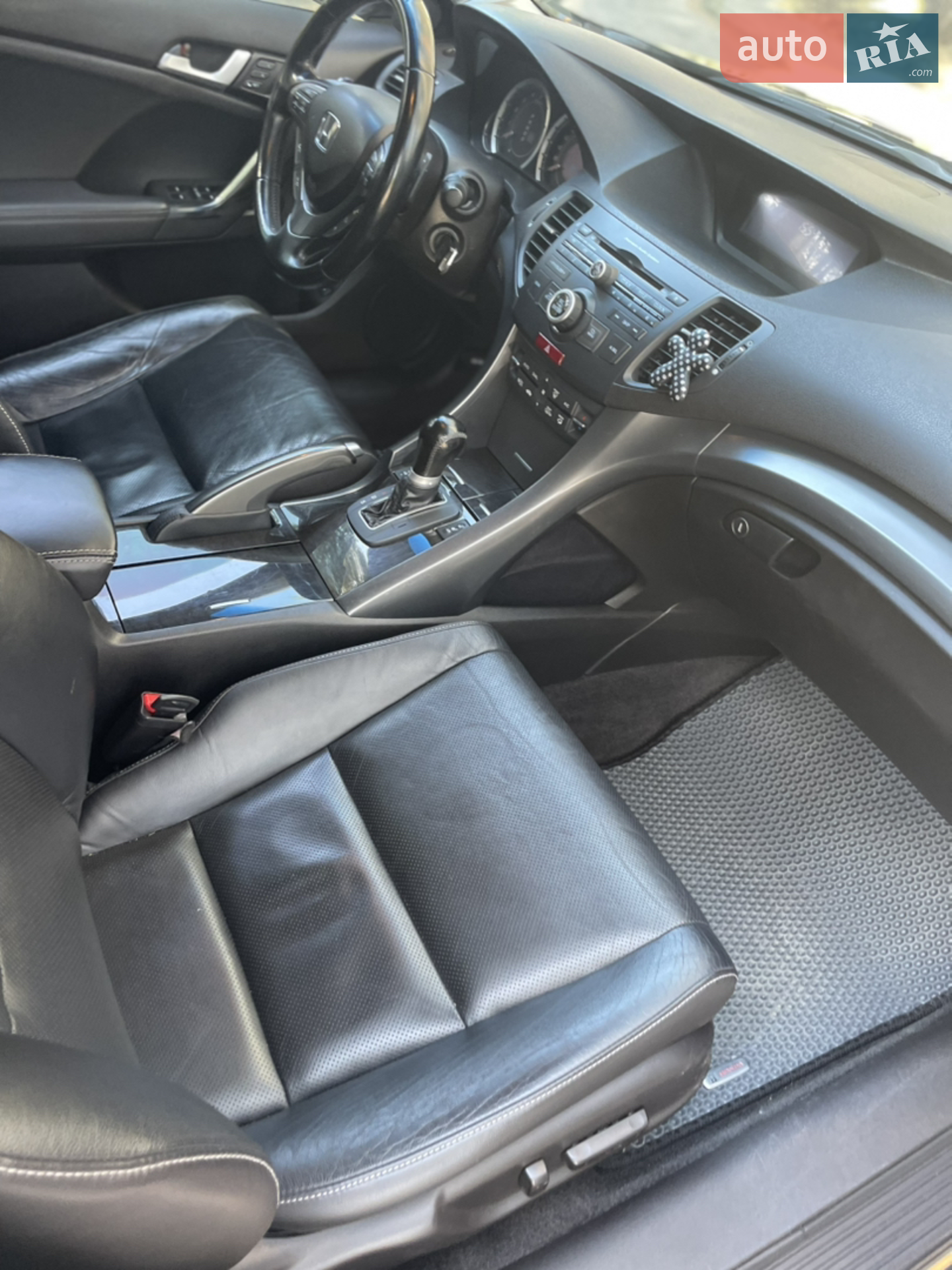 2012 Honda Accord - мініатюра 3