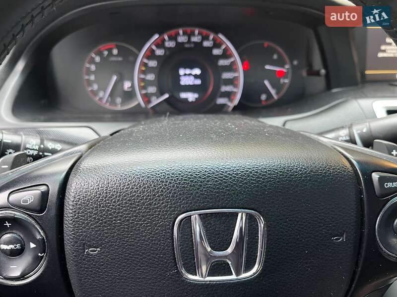 Седан Honda Accord 2013 в Запоріжжі
