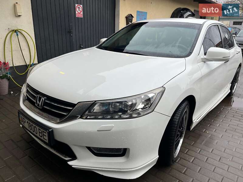Седан Honda Accord 2013 в Запоріжжі