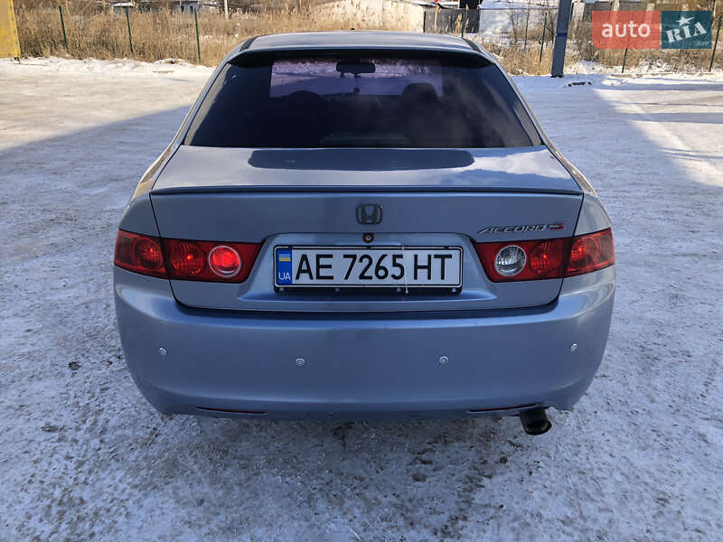 Седан Honda Accord 2004 в Дніпрі