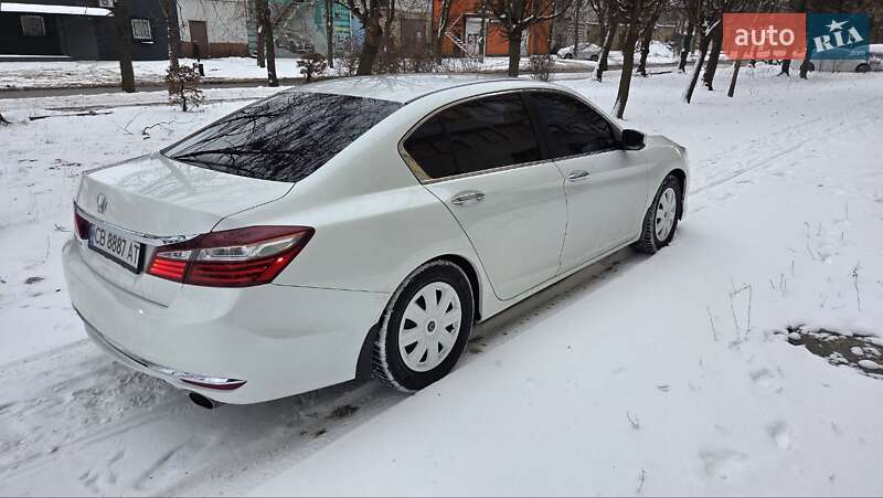 Седан Honda Accord 2017 в Киеве