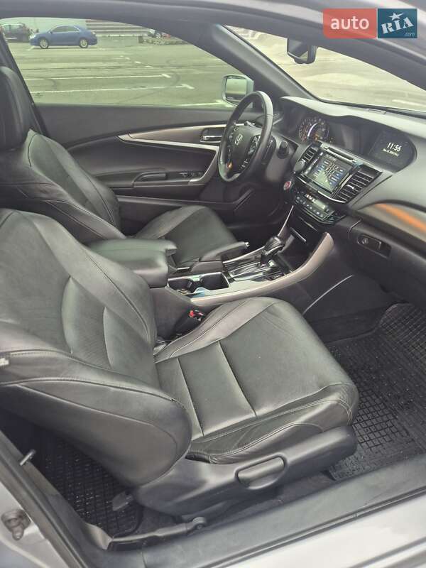 Купе Honda Accord 2016 в Києві фото 5 Купе Honda Accord 2016 в Києві
