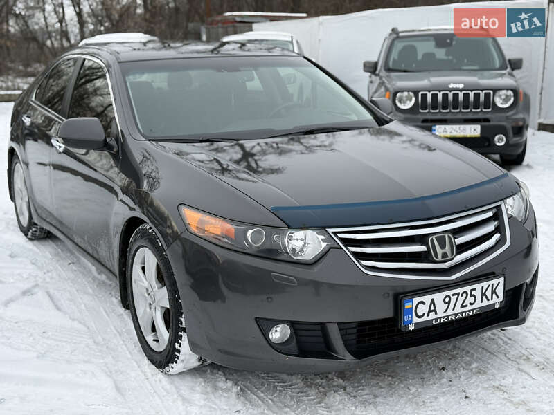 Седан Honda Accord 2008 в Умані