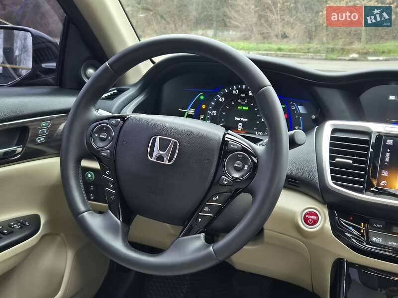 Седан Honda Accord 2016 в Днепре фото 38 Седан Honda Accord 2016 в Днепре