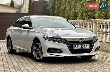 Седан Honda Accord 2018 в Одессе