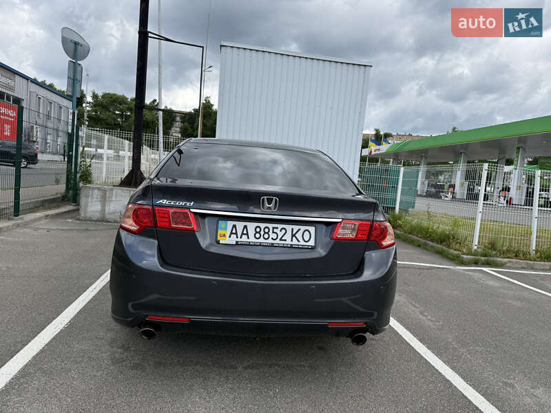 Седан Honda Accord 2011 в Киеве