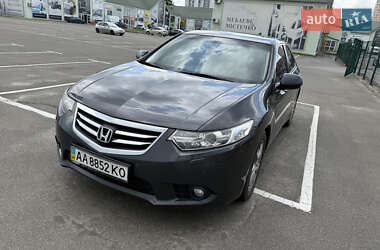 Седан Honda Accord 2011 в Киеве