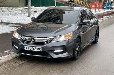 Седан Honda Accord 2015 в Львове