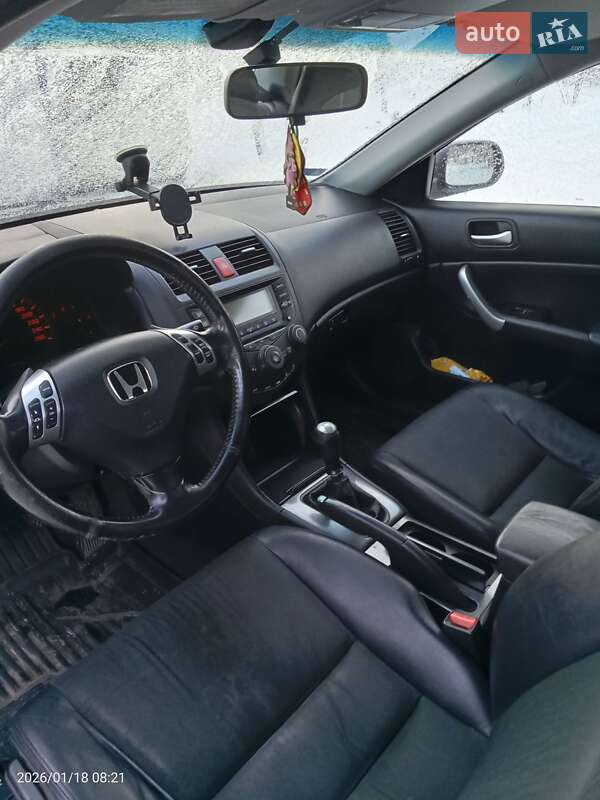 Седан Honda Accord 2005 в Киеве фото 4 Седан Honda Accord 2005 в Киеве
