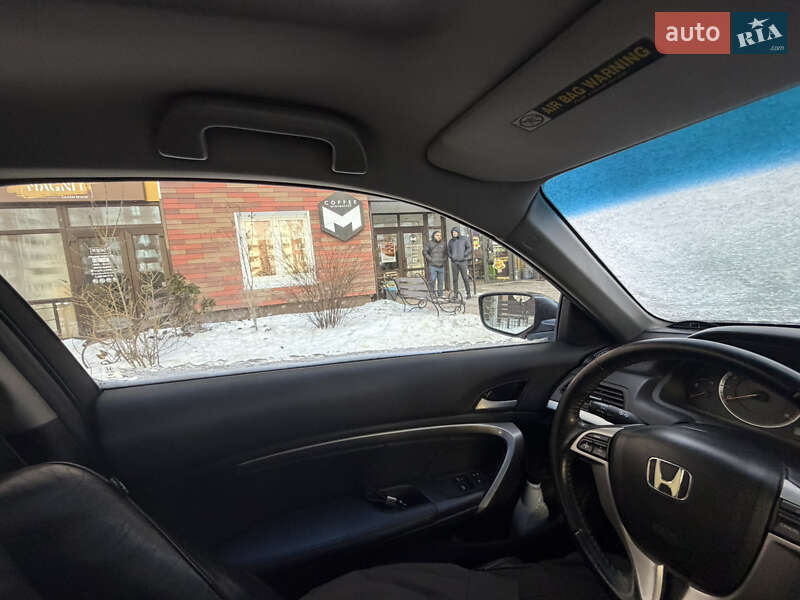 Купе Honda Accord 2008 в Киеве