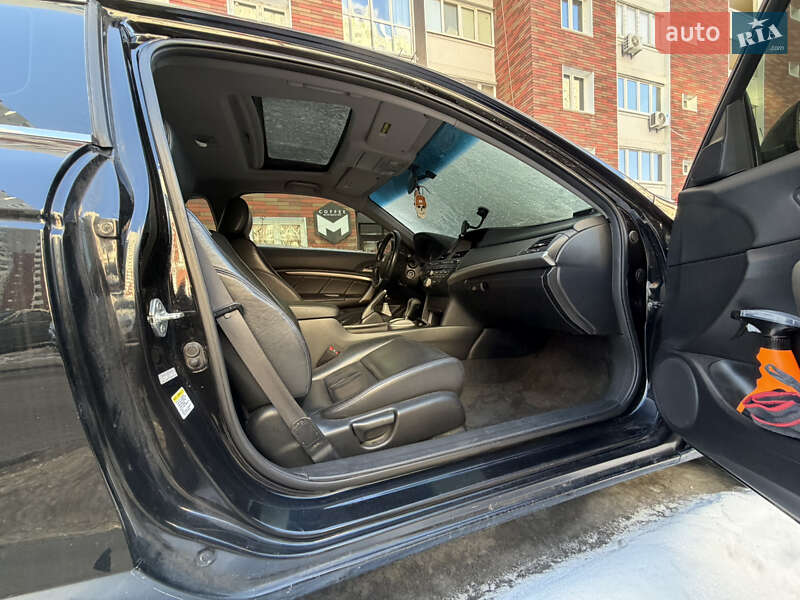 Купе Honda Accord 2008 в Киеве