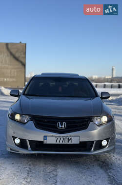Седан Honda Accord 2008 в Киеве