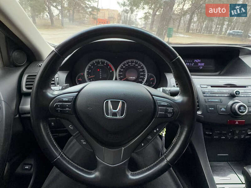 Седан Honda Accord 2012 в Дніпрі