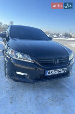 Седан Honda Accord 2014 в Харькове