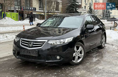 Седан Honda Accord 2011 в Киеве