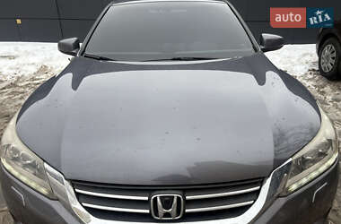 Седан Honda Accord 2013 в Киеве