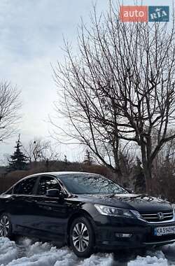 Седан Honda Accord 2013 в Обухові
