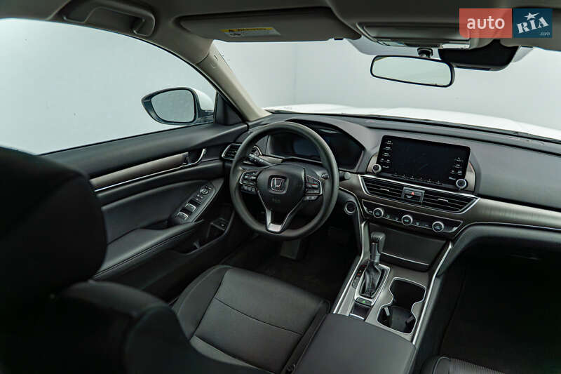 Седан Honda Accord 2020 в Киеве