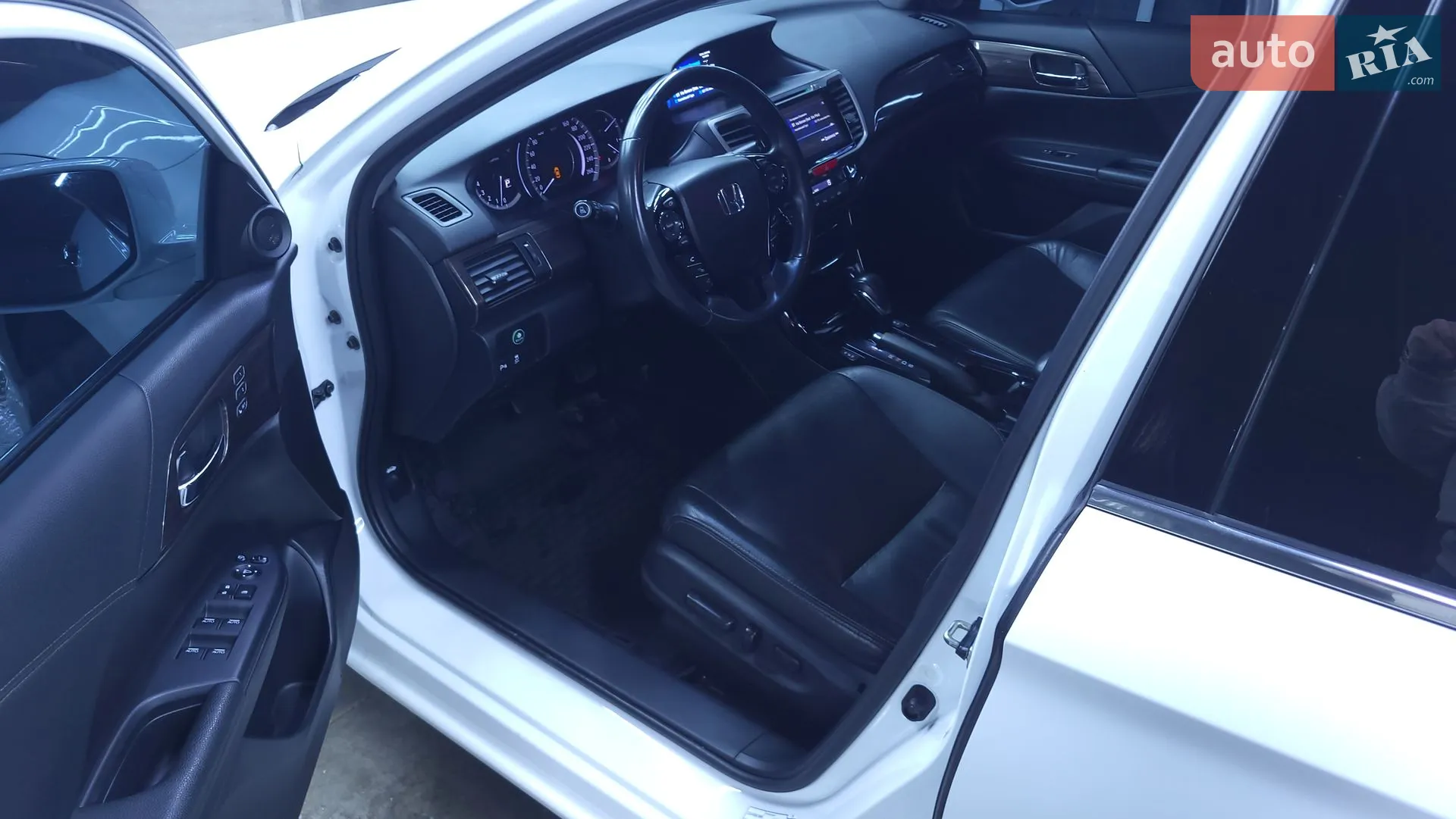 2017 Honda Accord - мініатюра 21
