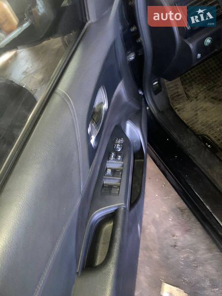 Седан Honda Accord 2014 в Днепре