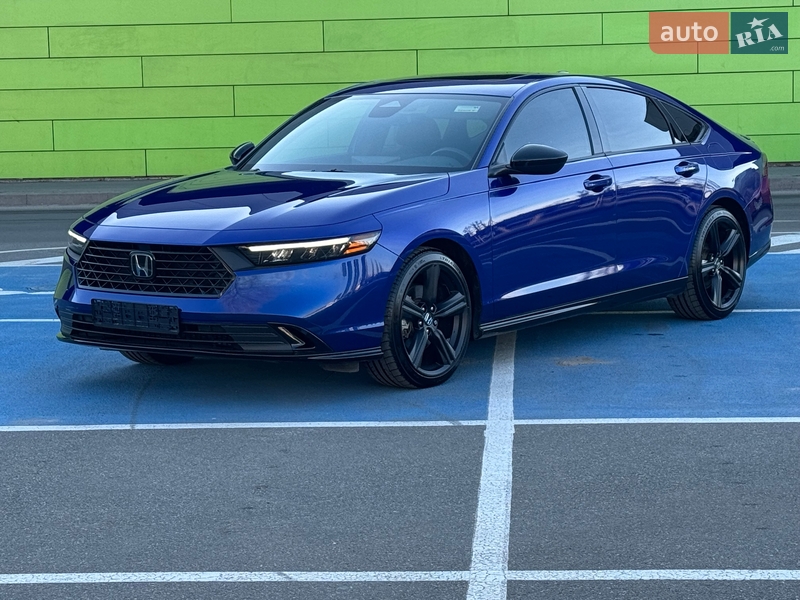 Седан Honda Accord 2023 в Киеве