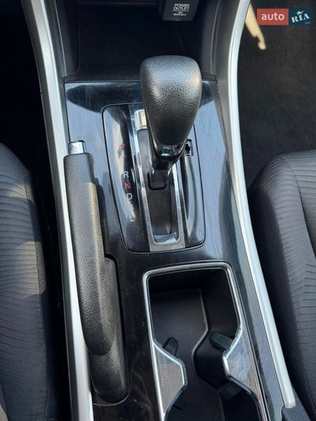 Седан Honda Accord 2016 в Хмельницком