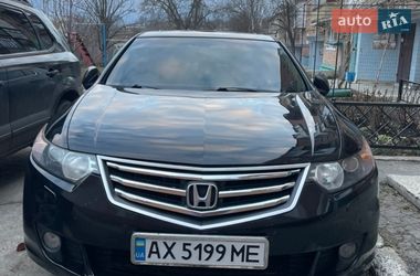 Седан Honda Accord 2008 в Карловке