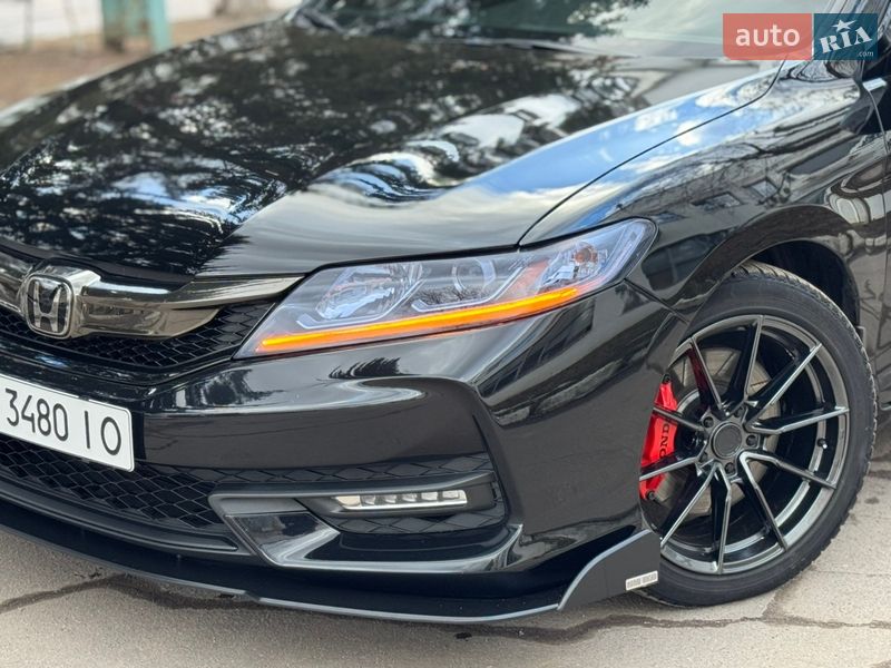 Купе Honda Accord 2016 в Виннице