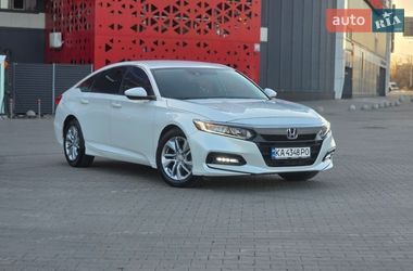 Седан Honda Accord 2017 в Киеве