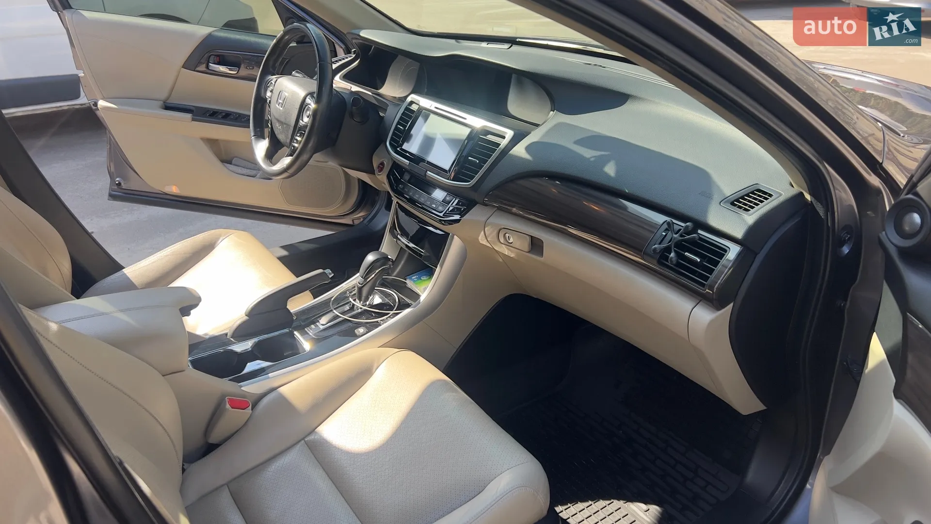 2016 Honda Accord - мініатюра 11