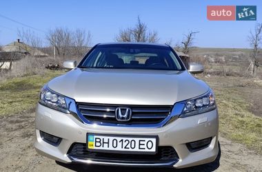 Седан Honda Accord 2013 в Ананьїві