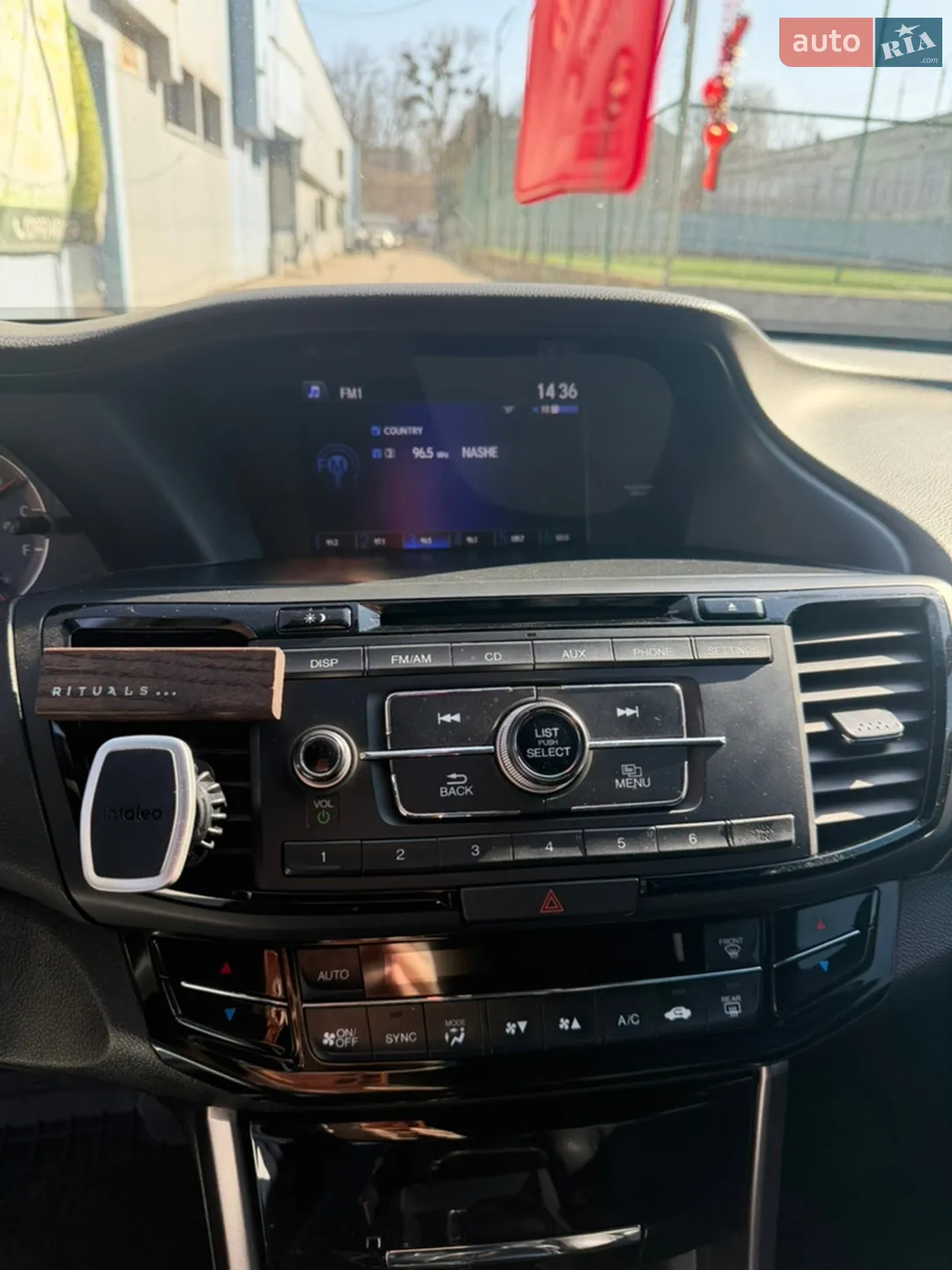 2017 Honda Accord - мініатюра 10