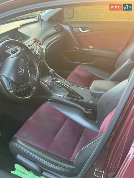 Седан Honda Accord 2011 в Петриковке