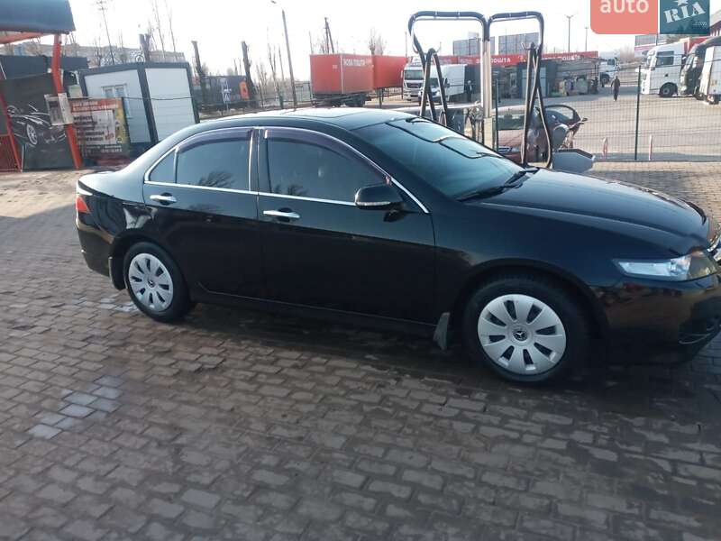 Седан Honda Accord 2006 в Кривом Роге