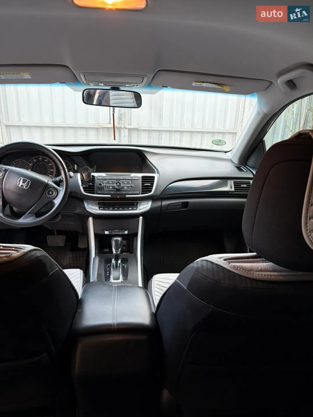 2015 Honda Accord - мініатюра 2