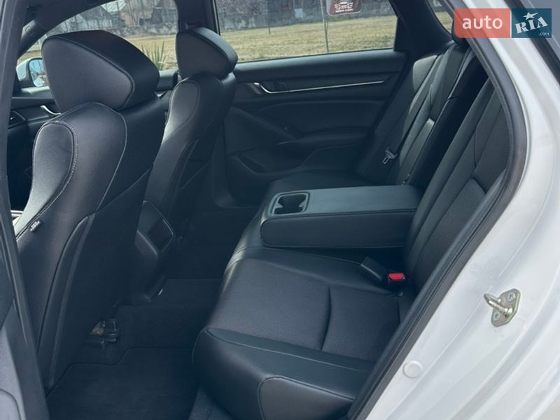 Седан Honda Accord 2019 в Рівному