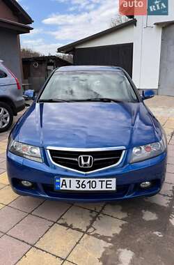 Седан Honda Accord 2004 в Киеве