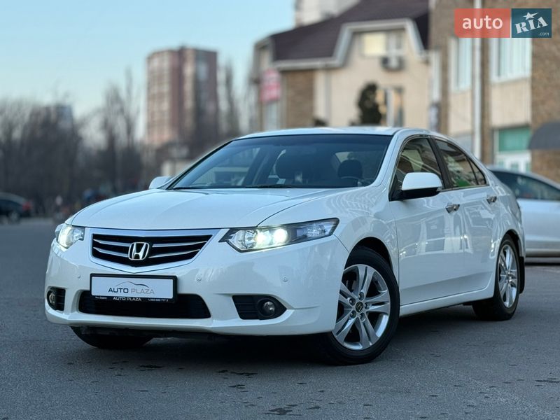 Honda Accord 2011