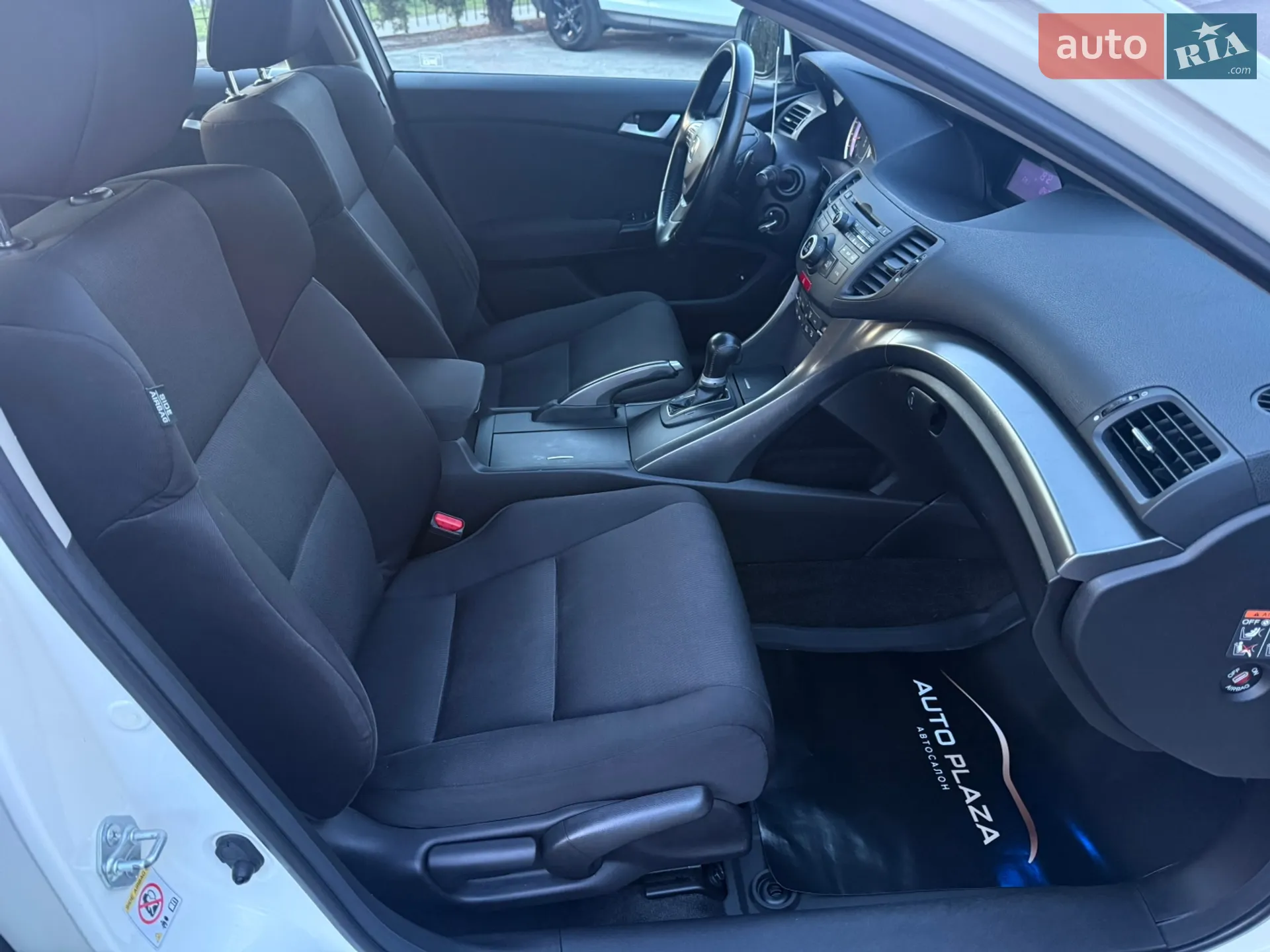 2011 Honda Accord - мініатюра 35