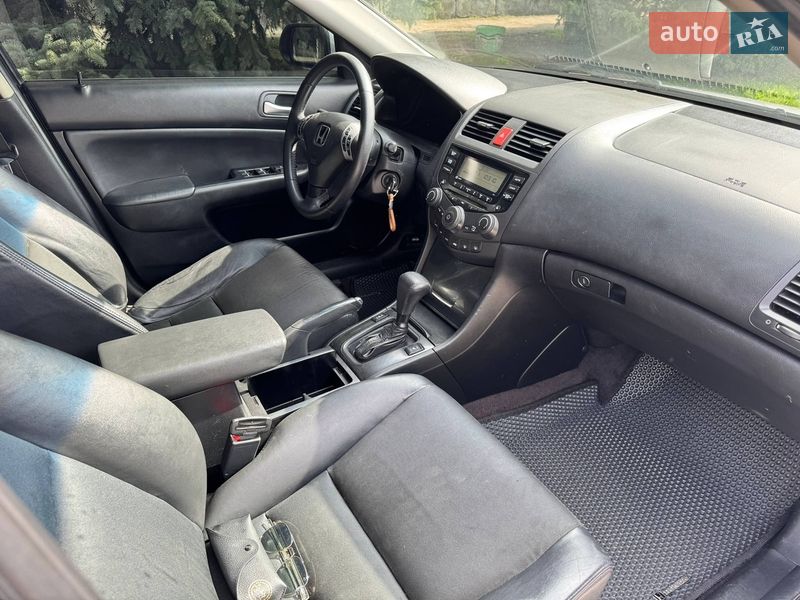 Седан Honda Accord 2005 в Запорожье