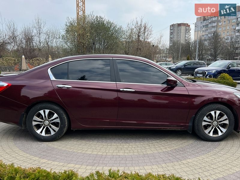 Седан Honda Accord 2014 в Львове